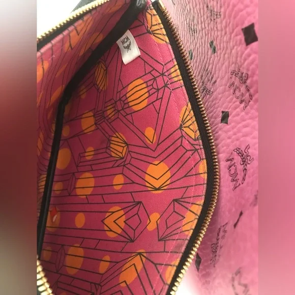 RARE COLOR! MCM Pink Visetos Reversible Tote w/ Pouch - Picture 11 of 13